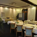 Mutter-bahr Hotel 3*