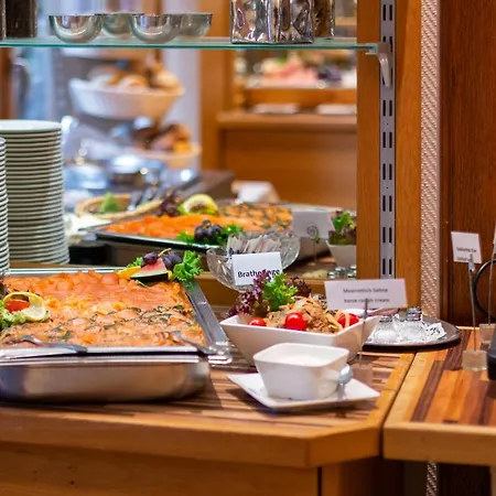Hotel Mutter-bahr 4*