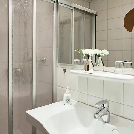 Mutter-bahr فندق