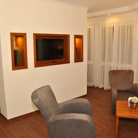 Mutter-bahr מלון