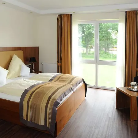 Mutter-bahr Hotel 3*