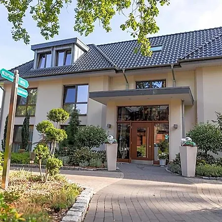 Mutter-bahr Hotel 3*