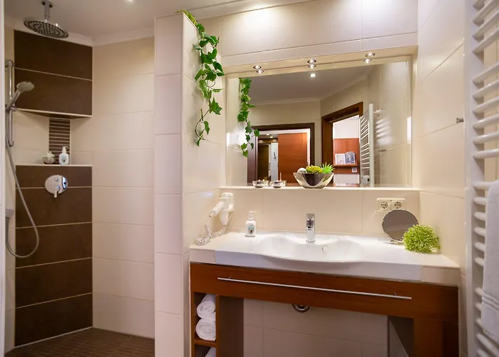 Hotel Mutter-bahr 3*