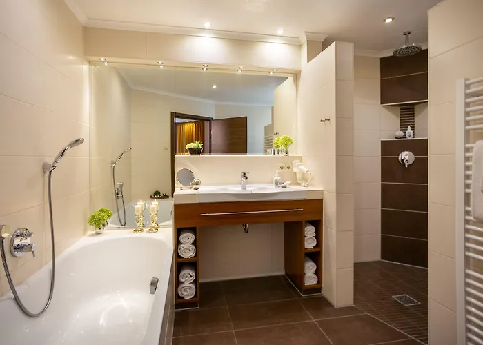 Hotel Mutter-bahr 3*